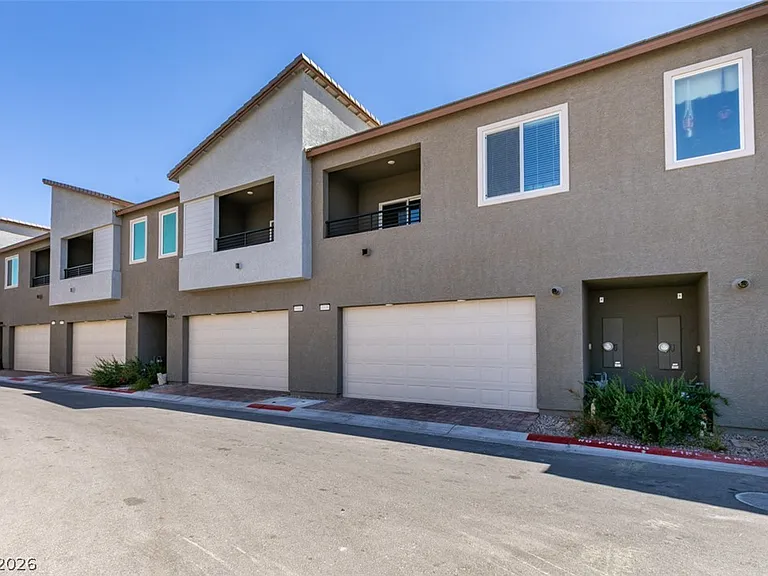 1535 Maria Crossing Ave — Photo 34