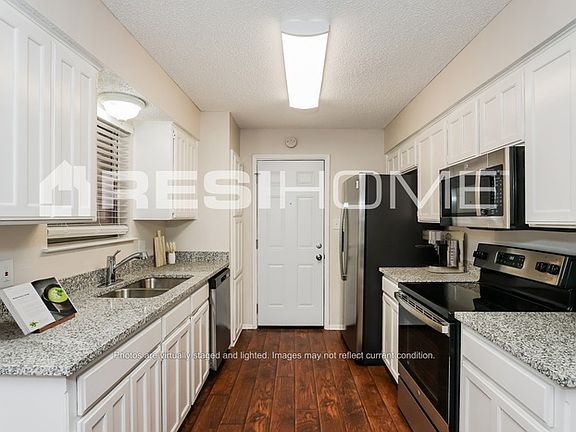 4th image of 6589 Old Mill Cir