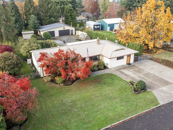 21563 S Crestview Dr, Oregon City, OR 97045