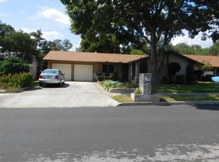6811 N Forest Crest St, San Antonio, TX 78240