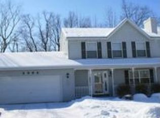2398 Chestnut Bnd, Howell, MI 48855