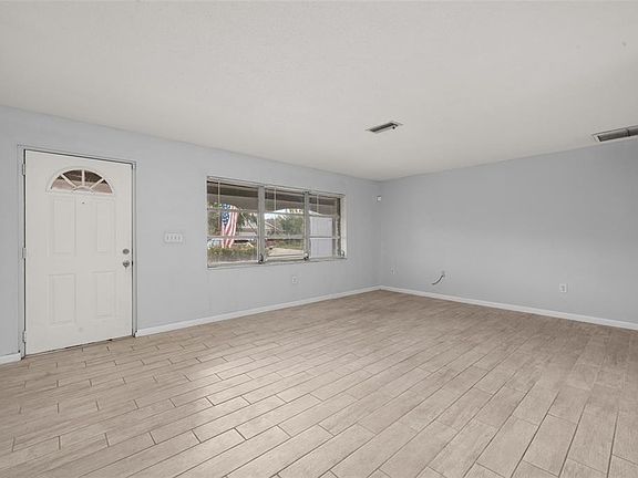 5th image of 259 CUMQUAT ROAD NW