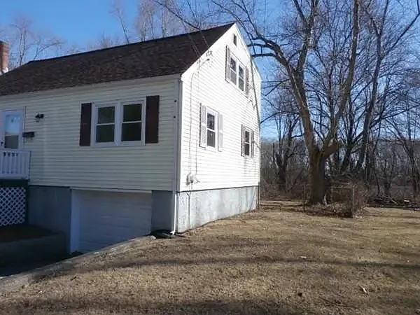 57 Maynard Rd — Photo 7