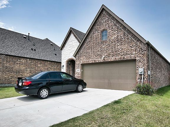 2nd image of 1308 Lauren Creek Lane