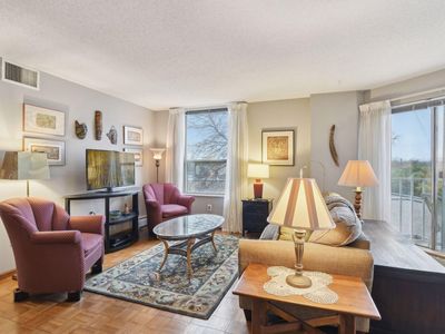 1425 W 28th St APT 321, Minneapolis, MN, 55408