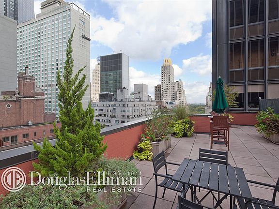 5th image of 77 W 55th St APT 11E