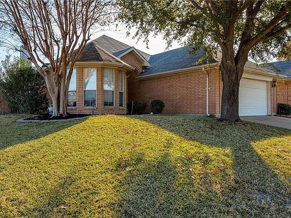 3rd image of 7436 Glen Dr