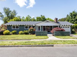 9765 SW Inglewood Ct, Portland, OR 97225