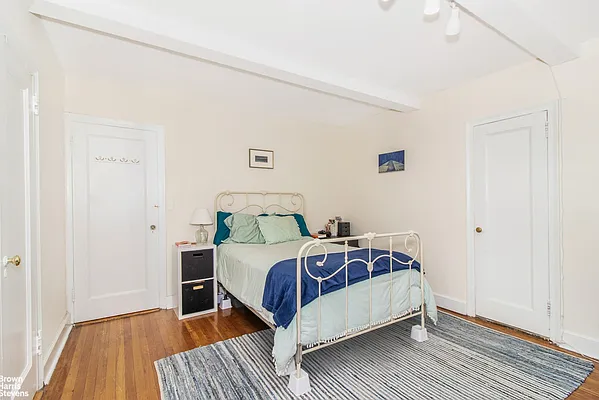 Rented by Brown Harris Stevens | media 37