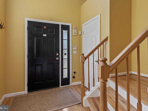 5th image of 2 Dina Ln #2802