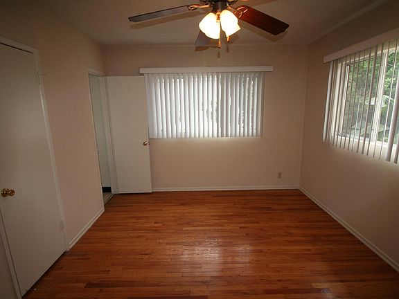 4th image of 1040 S Wooster St APT 7