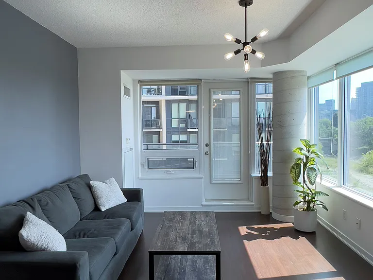 55 E Liberty St #410 — Photo 9