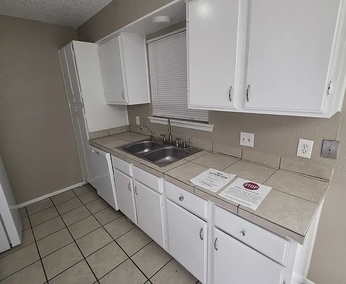 4401 Crockett Ave #A — Photo 10