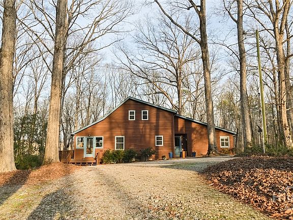 2nd image of 2020 Clotfelter Road