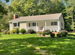7 Stony Brook Dr, Warren, NJ 07059