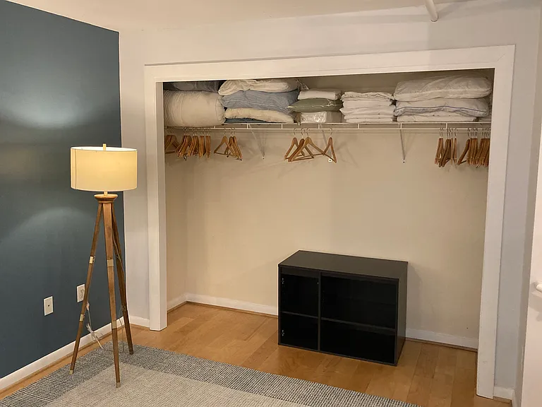 811 4th St NW #207 — Photo 3