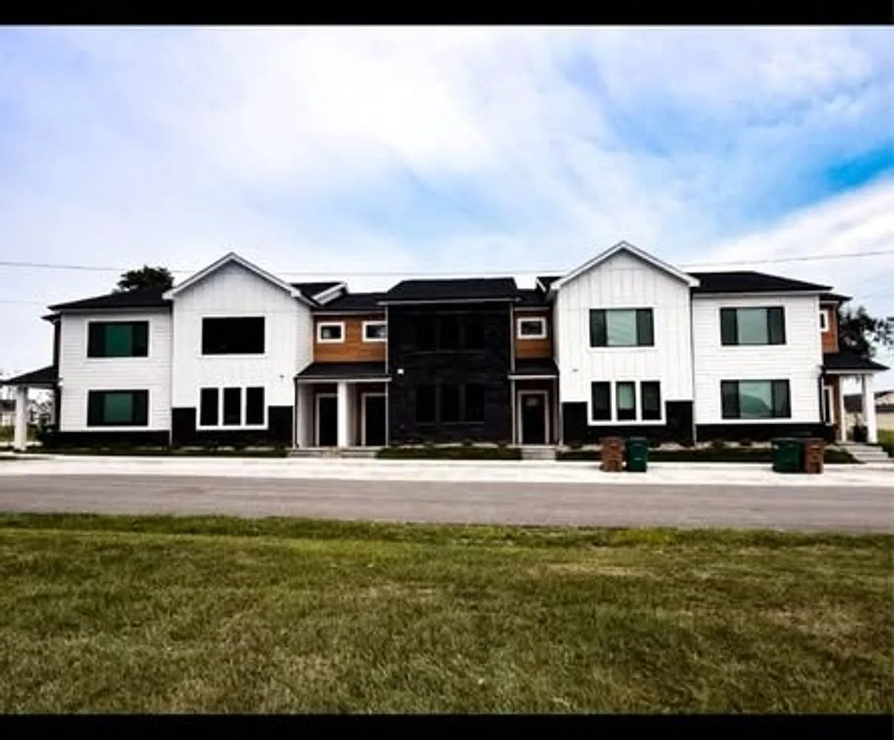 Brand-New 3-Bedroom, 2.5-Bath Townhome for Rent in Grimes, IA — Photo 1