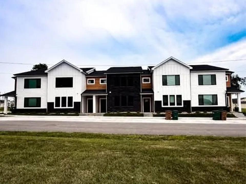 Brand-New 3-Bedroom, 2.5-Bath Townhome for Rent in Grimes, IA