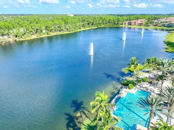 1660 Tarpon Bay Dr S, Naples, FL 34119