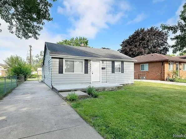 6431 Centralia St, Dearborn Heights, MI 48127
