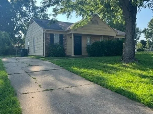4360 Howardcrest Dr, Memphis, TN 38128