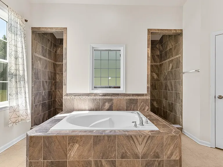 9309 Blanchard Dr — Photo 25
