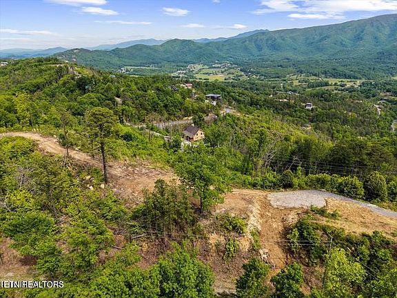 4th image of Hatcher Mountain Rd