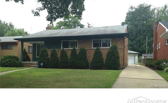 1st image of 24221 Seneca St