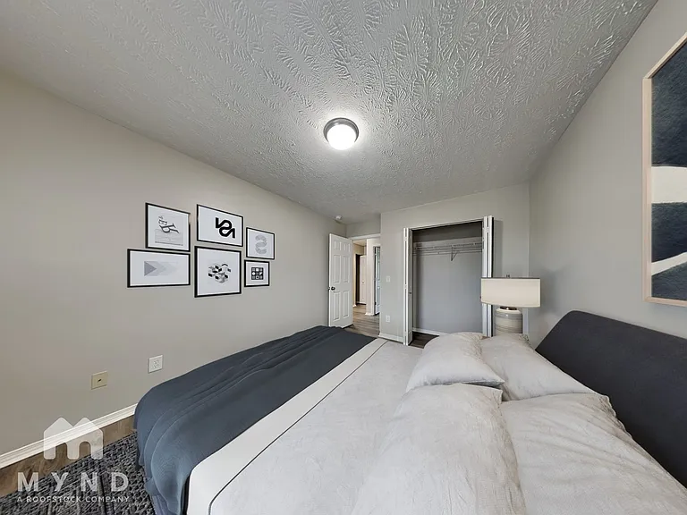 2838 Creekbend Dr — Photo 15
