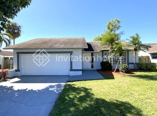 6590 Hollandaire Dr W, Boca Raton, FL 33433