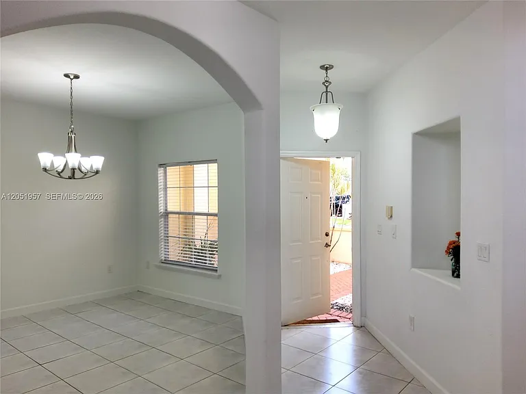 11252 NW 54th Ter — Photo 23