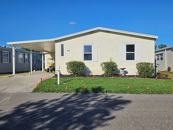 4th image of 9618 Cypress Lakes Dr