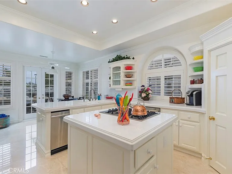 97 Ritz Cove Dr — Photo 12