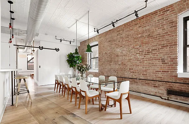 Sold by Compass | media 8