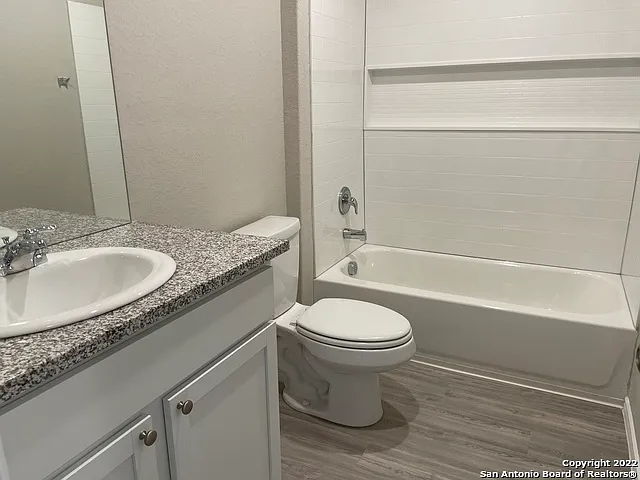 8256 Piedra Medina — Photo 6