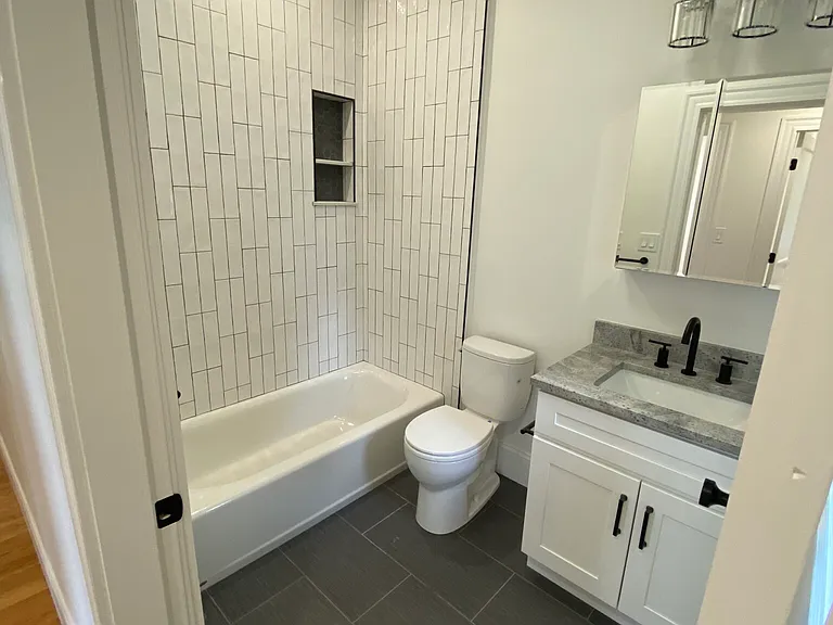234 Calumet St #1 — Photo 30