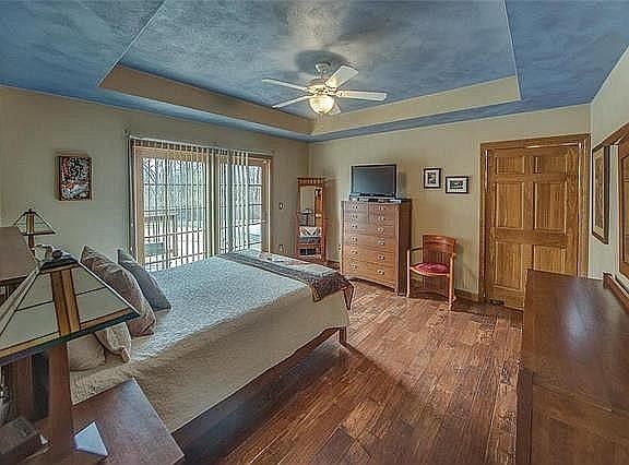 4th image of 3751 Sugar Lake Dr