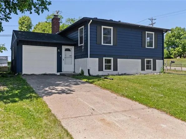 914 N Arrowhead Dr, Independence, MO 64056