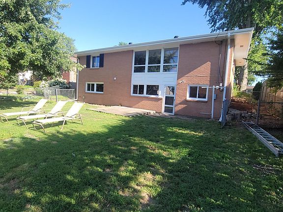 3rd image of 8110 E Avon Ln