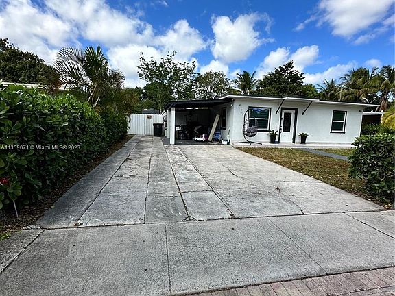 3rd image of 1415 NW 125th St