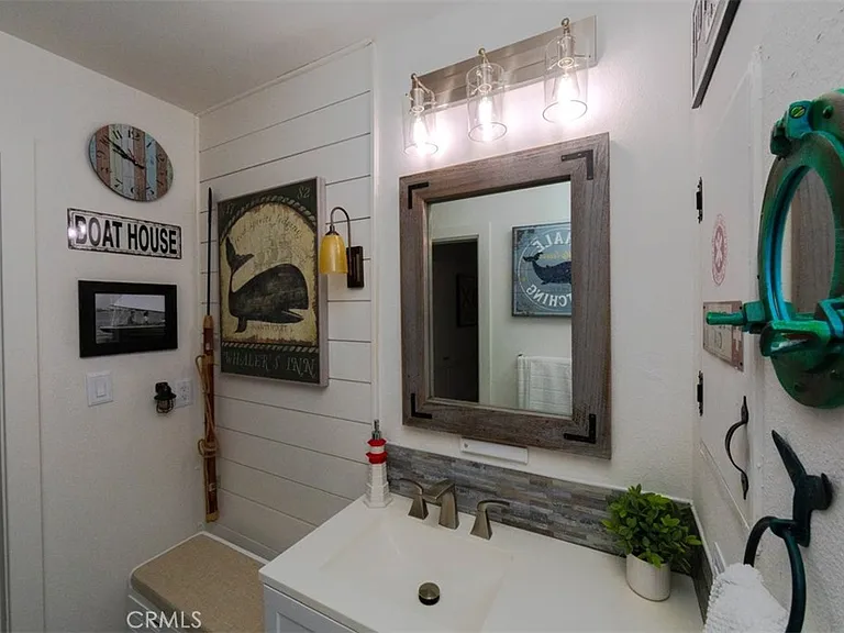 28121 Highridge Rd #305 — Photo 25
