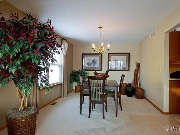 4th image of 2440 Peregrine Dr