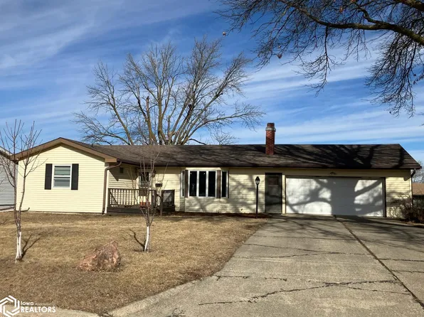 405 NW Hayes St, Greenfield, IA 50849