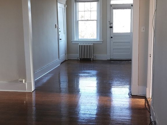 4th image of 100 N Crenshaw Ave APT 5