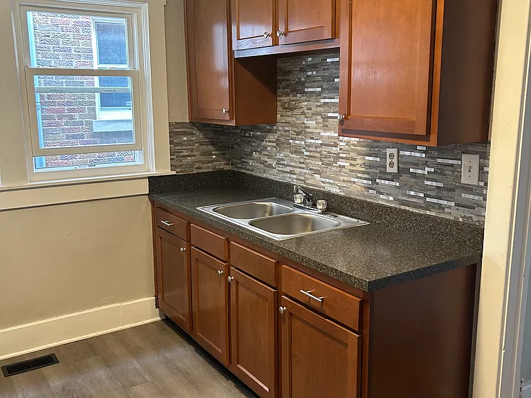 1602 Stevens Ave #1 — Photo 16