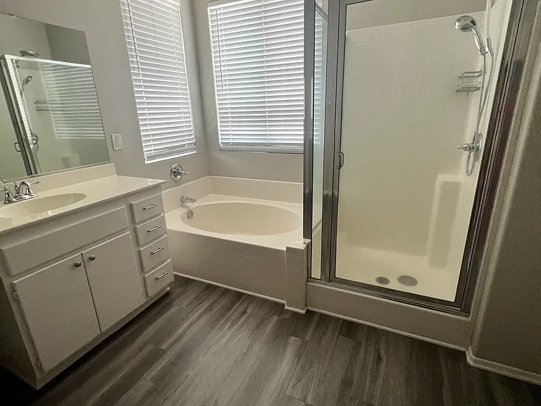 6968 Julian Ln — Photo 8