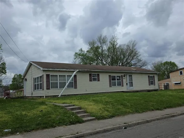 438 S Kenton St, Urbana, OH 43078