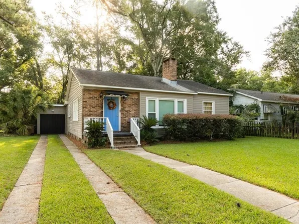 1 Sherwood Dr, Mobile, AL 36606