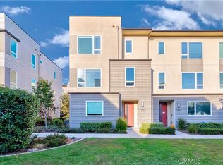 8020 Olive Ln, Downey, CA 90241