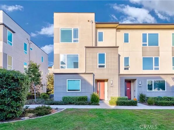 8020 Olive Ln, Downey, CA 90241